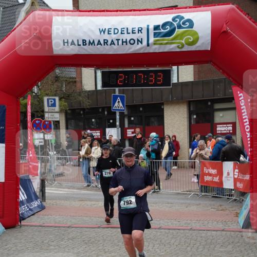 04.05.2025 - 8. Wedeler Halbmarathon Felixshl http://msf.ph/oto/7833967 04.05.2025 12:17:31 Ziel 278, 792 meine-sportfotos.de