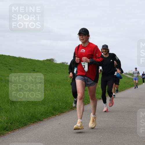 04.05.2025 - 8. Wedeler Halbmarathon Yannick Fuchs http://msf.ph/oto/7833994 04.05.2025 11:43:04 Laufen 3 meine-sportfotos.de