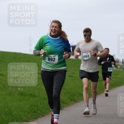 04.05.2025 - 8. Wedeler Halbmarathon Yannick Fuchs http://msf.ph/oto/7833995 04.05.2025 11:22:14 Laufen 892, 1092, 10, 1209 meine-sportfotos.de