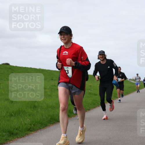 04.05.2025 - 8. Wedeler Halbmarathon Yannick Fuchs http://msf.ph/oto/7834007 04.05.2025 11:43:04 Laufen 3 meine-sportfotos.de