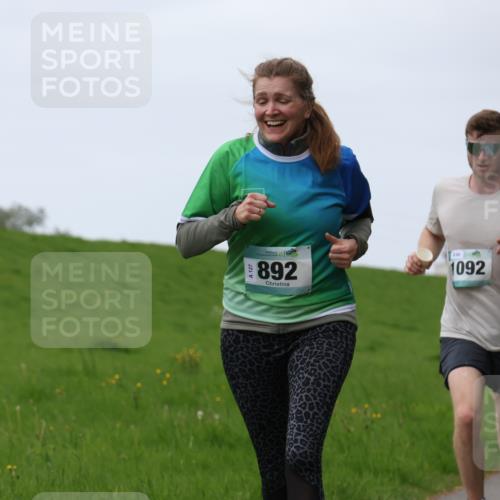 04.05.2025 - 8. Wedeler Halbmarathon Yannick Fuchs http://msf.ph/oto/7834009 04.05.2025 11:22:15 Laufen 892, 1092, 102 meine-sportfotos.de