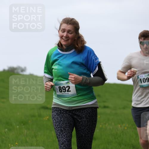 04.05.2025 - 8. Wedeler Halbmarathon Yannick Fuchs http://msf.ph/oto/7834031 04.05.2025 11:22:15 Laufen 22, 126, 892, 1092 meine-sportfotos.de