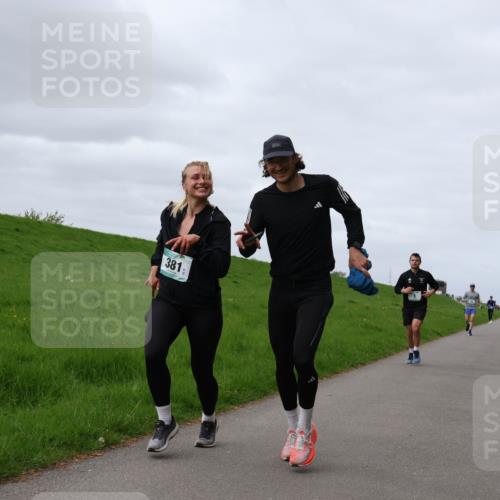 04.05.2025 - 8. Wedeler Halbmarathon Yannick Fuchs http://msf.ph/oto/7834056 04.05.2025 11:43:06 Laufen 381 meine-sportfotos.de