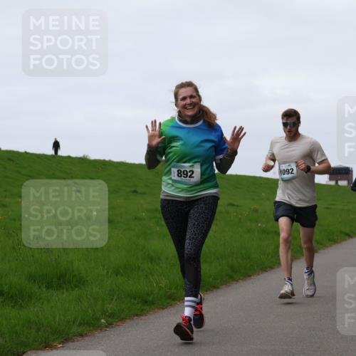 04.05.2025 - 8. Wedeler Halbmarathon Yannick Fuchs http://msf.ph/oto/7834078 04.05.2025 11:22:16 Laufen 892, 1092, 1025, 1209 meine-sportfotos.de