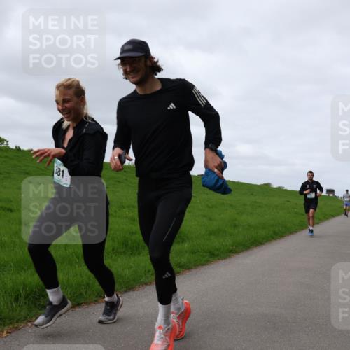 04.05.2025 - 8. Wedeler Halbmarathon Yannick Fuchs http://msf.ph/oto/7834088 04.05.2025 11:43:07 Laufen 381 meine-sportfotos.de