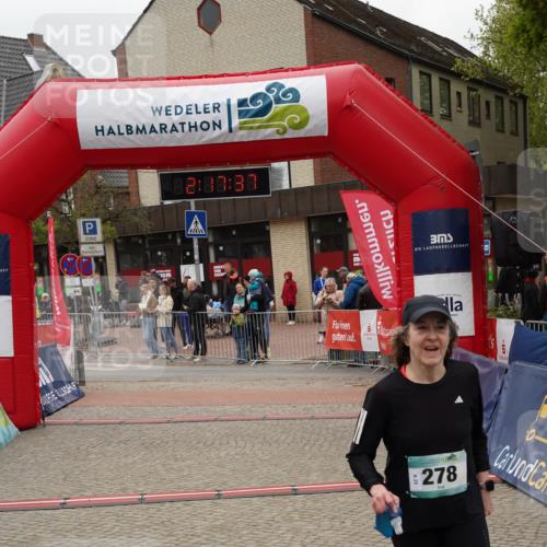04.05.2025 - 8. Wedeler Halbmarathon Felixshl http://msf.ph/oto/7834128 04.05.2025 12:17:35 Ziel 278, 792 meine-sportfotos.de