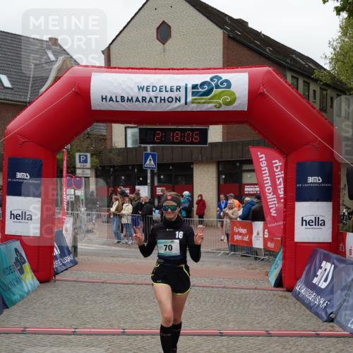 04.05.2025 - 8. Wedeler Halbmarathon Felixshl http://msf.ph/oto/7834208 04.05.2025 12:18:04 Ziel 70 meine-sportfotos.de