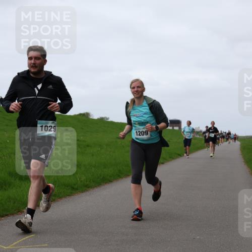04.05.2025 - 8. Wedeler Halbmarathon Yannick Fuchs http://msf.ph/oto/7834236 04.05.2025 11:22:23 Laufen 1029, 2023, 1209 meine-sportfotos.de