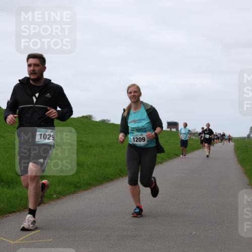 04.05.2025 - 8. Wedeler Halbmarathon Yannick Fuchs http://msf.ph/oto/7834239 04.05.2025 11:22:23 Laufen 1029, 2023, 1209 meine-sportfotos.de