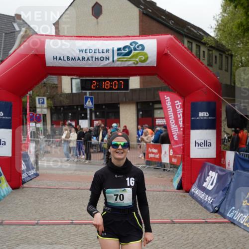 04.05.2025 - 8. Wedeler Halbmarathon Felixshl http://msf.ph/oto/7834268 04.05.2025 12:18:05 Ziel 70 meine-sportfotos.de