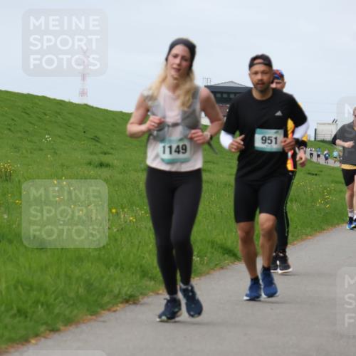 04.05.2025 - 8. Wedeler Halbmarathon Yannick Fuchs http://msf.ph/oto/7834399 04.05.2025 11:43:24 Laufen 1149, 951, 441 meine-sportfotos.de