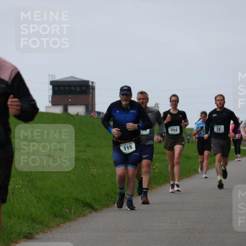 04.05.2025 - 8. Wedeler Halbmarathon Yannick Fuchs http://msf.ph/oto/7834465 04.05.2025 11:22:36 Laufen 315, 115, 793, 33, 1129 meine-sportfotos.de