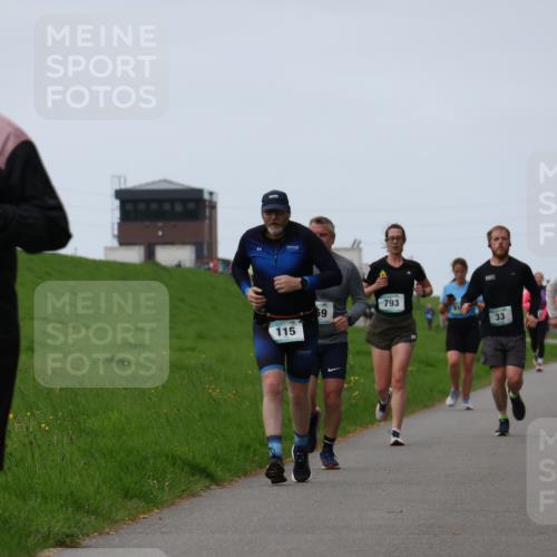 04.05.2025 - 8. Wedeler Halbmarathon Yannick Fuchs http://msf.ph/oto/7834471 04.05.2025 11:22:36 Laufen 815, 115, 69, 793, 33, 1129 meine-sportfotos.de
