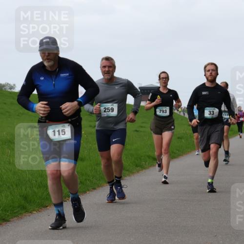 04.05.2025 - 8. Wedeler Halbmarathon Yannick Fuchs http://msf.ph/oto/7834553 04.05.2025 11:22:42 Laufen 115, 259, 793, 33, 112 meine-sportfotos.de