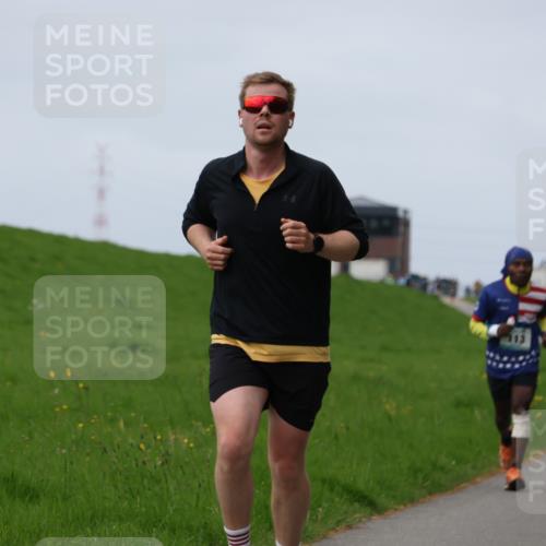 04.05.2025 - 8. Wedeler Halbmarathon Yannick Fuchs http://msf.ph/oto/7834581 04.05.2025 11:43:33 Laufen 113, 1129 meine-sportfotos.de