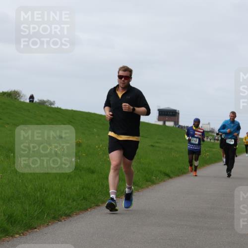 04.05.2025 - 8. Wedeler Halbmarathon Yannick Fuchs http://msf.ph/oto/7834603 04.05.2025 11:43:34 Laufen 129, 113 meine-sportfotos.de