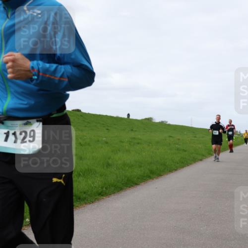 04.05.2025 - 8. Wedeler Halbmarathon Yannick Fuchs http://msf.ph/oto/7834701 04.05.2025 11:43:43 Laufen 1129 meine-sportfotos.de