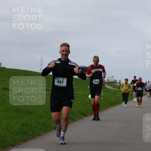 04.05.2025 - 8. Wedeler Halbmarathon Yannick Fuchs http://msf.ph/oto/7834712 04.05.2025 11:43:45 Laufen 310, 441 meine-sportfotos.de