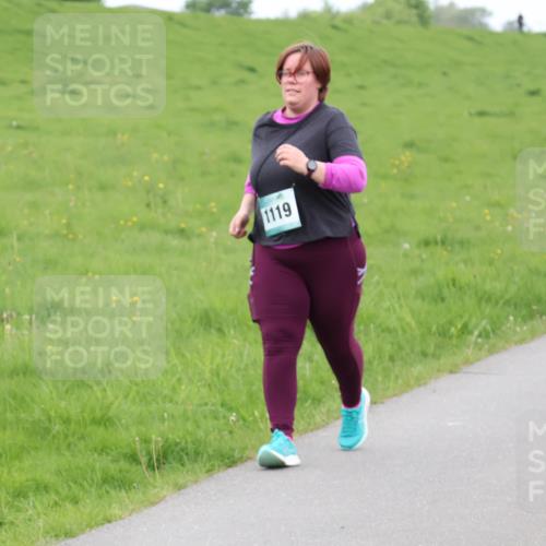 04.05.2025 - 8. Wedeler Halbmarathon Lena Gebhardt http://msf.ph/oto/7834791 04.05.2025 11:25:19 Laufen 1119 meine-sportfotos.de