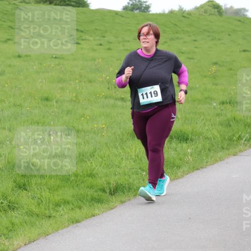 04.05.2025 - 8. Wedeler Halbmarathon Lena Gebhardt http://msf.ph/oto/7834799 04.05.2025 11:25:19 Laufen 1119 meine-sportfotos.de