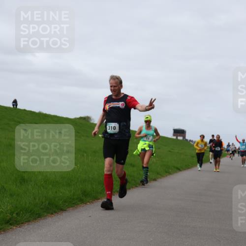 04.05.2025 - 8. Wedeler Halbmarathon Yannick Fuchs http://msf.ph/oto/7834815 04.05.2025 11:43:49 Laufen 310 meine-sportfotos.de