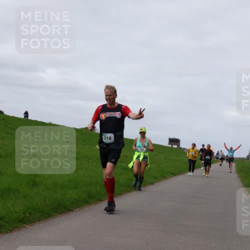 04.05.2025 - 8. Wedeler Halbmarathon Yannick Fuchs http://msf.ph/oto/7834823 04.05.2025 11:43:50 Laufen 310, 11 meine-sportfotos.de