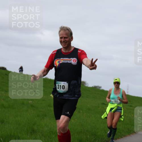04.05.2025 - 8. Wedeler Halbmarathon Yannick Fuchs http://msf.ph/oto/7834850 04.05.2025 11:43:50 Laufen 61, 310 meine-sportfotos.de