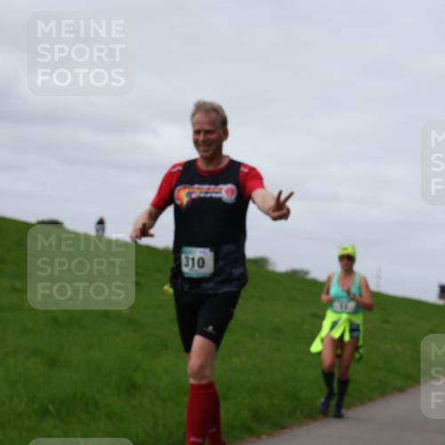 04.05.2025 - 8. Wedeler Halbmarathon Yannick Fuchs http://msf.ph/oto/7834855 04.05.2025 11:43:50 Laufen 310 meine-sportfotos.de