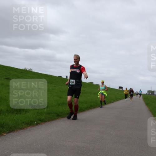 04.05.2025 - 8. Wedeler Halbmarathon Yannick Fuchs http://msf.ph/oto/7834866 04.05.2025 11:43:51 Laufen 310 meine-sportfotos.de