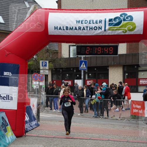 04.05.2025 - 8. Wedeler Halbmarathon Felixshl http://msf.ph/oto/7834920 04.05.2025 12:19:47 Ziel 571 meine-sportfotos.de