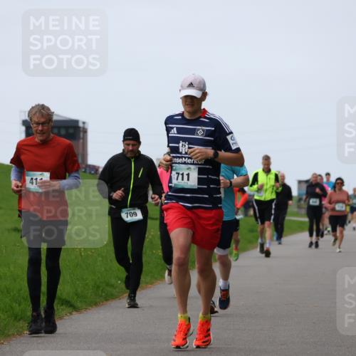 04.05.2025 - 8. Wedeler Halbmarathon Yannick Fuchs http://msf.ph/oto/7834971 04.05.2025 11:22:56 Laufen 41, 12, 709, 711 meine-sportfotos.de