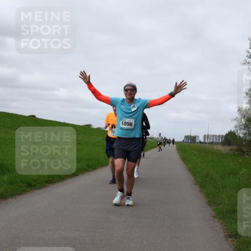 04.05.2025 - 8. Wedeler Halbmarathon Yannick Fuchs http://msf.ph/oto/7835086 04.05.2025 11:44:02 Laufen 1056 meine-sportfotos.de
