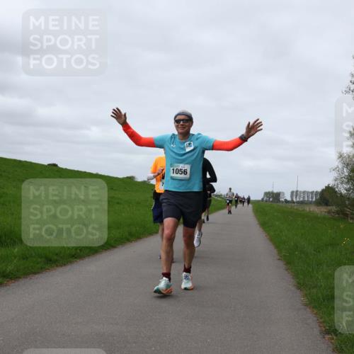 04.05.2025 - 8. Wedeler Halbmarathon Yannick Fuchs http://msf.ph/oto/7835088 04.05.2025 11:44:02 Laufen 1056 meine-sportfotos.de