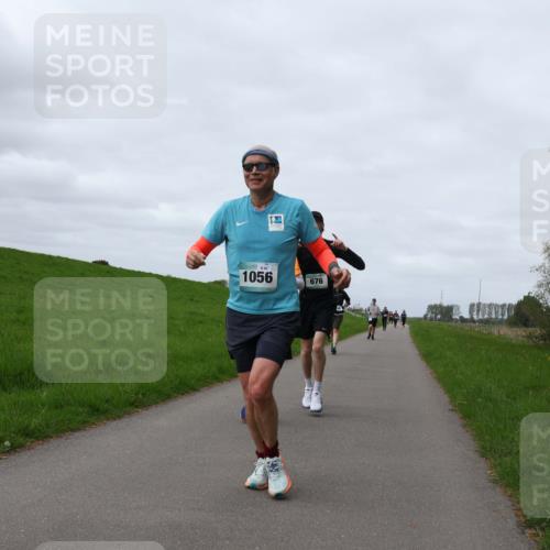 04.05.2025 - 8. Wedeler Halbmarathon Yannick Fuchs http://msf.ph/oto/7835101 04.05.2025 11:44:02 Laufen 1056, 676 meine-sportfotos.de