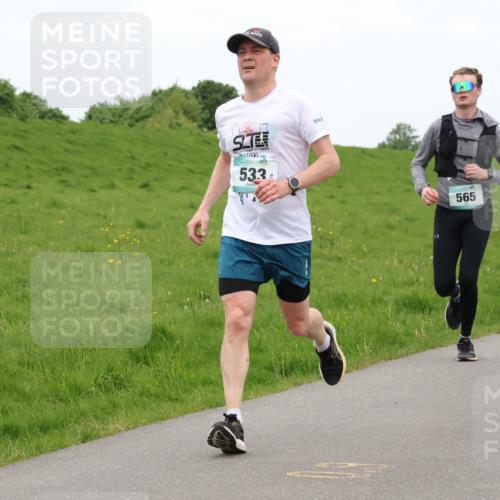 04.05.2025 - 8. Wedeler Halbmarathon Lena Gebhardt http://msf.ph/oto/7835244 04.05.2025 11:26:52 Laufen 2023, 533, 565 meine-sportfotos.de