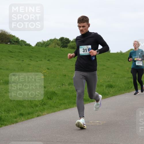 04.05.2025 - 8. Wedeler Halbmarathon Lena Gebhardt http://msf.ph/oto/7835251 04.05.2025 11:27:02 Laufen 799, 31, 1200, 1073, 737 meine-sportfotos.de