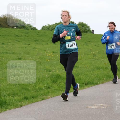 04.05.2025 - 8. Wedeler Halbmarathon Lena Gebhardt http://msf.ph/oto/7835269 04.05.2025 11:27:04 Laufen 25, 1073, 737 meine-sportfotos.de
