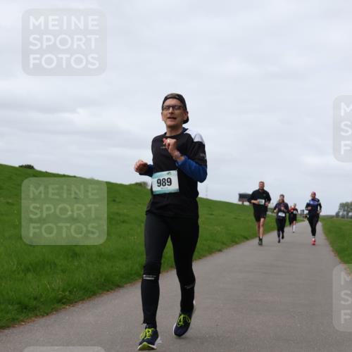 04.05.2025 - 8. Wedeler Halbmarathon Yannick Fuchs http://msf.ph/oto/7835270 04.05.2025 11:44:18 Laufen 989 meine-sportfotos.de
