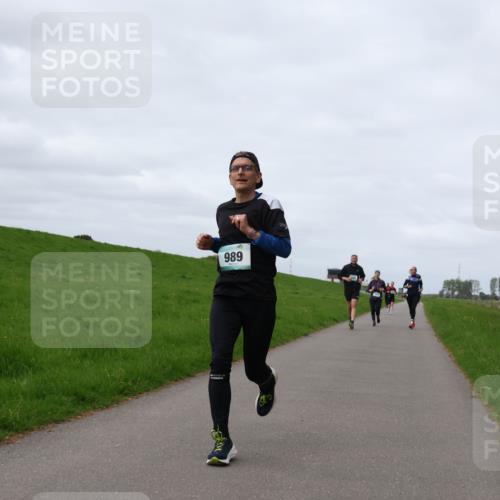 04.05.2025 - 8. Wedeler Halbmarathon Yannick Fuchs http://msf.ph/oto/7835271 04.05.2025 11:44:18 Laufen 989 meine-sportfotos.de