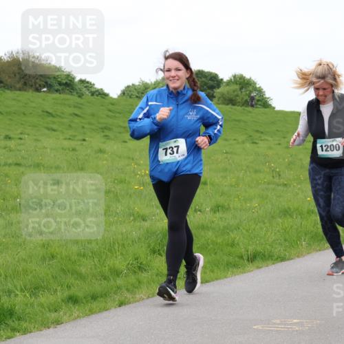 04.05.2025 - 8. Wedeler Halbmarathon Lena Gebhardt http://msf.ph/oto/7835292 04.05.2025 11:27:06 Laufen 737, 136, 1200, 859 meine-sportfotos.de