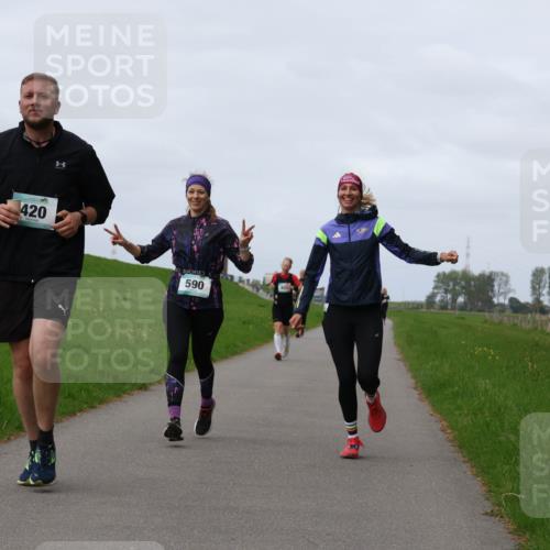 04.05.2025 - 8. Wedeler Halbmarathon Yannick Fuchs http://msf.ph/oto/7835412 04.05.2025 11:44:23 Laufen 420, 590 meine-sportfotos.de