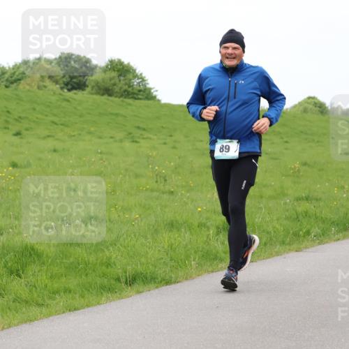 04.05.2025 - 8. Wedeler Halbmarathon Lena Gebhardt http://msf.ph/oto/7835417 04.05.2025 11:27:35 Laufen 89, 476 meine-sportfotos.de