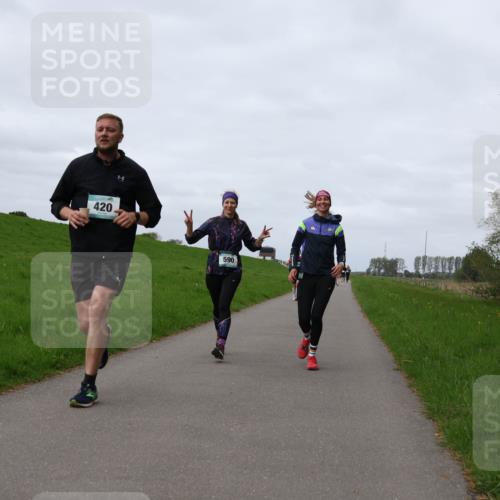 04.05.2025 - 8. Wedeler Halbmarathon Yannick Fuchs http://msf.ph/oto/7835436 04.05.2025 11:44:24 Laufen 420, 590 meine-sportfotos.de