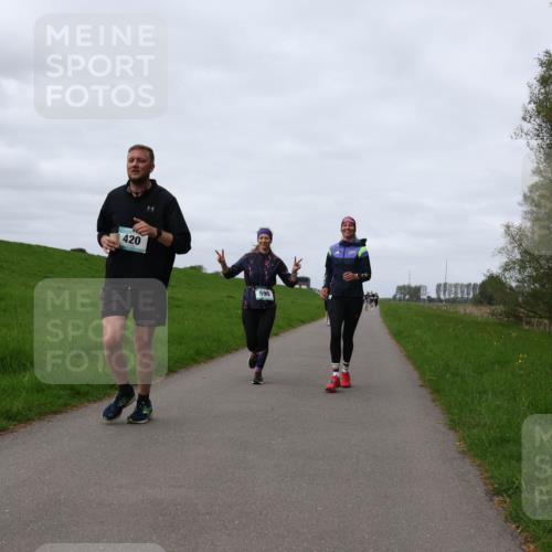 04.05.2025 - 8. Wedeler Halbmarathon Yannick Fuchs http://msf.ph/oto/7835441 04.05.2025 11:44:24 Laufen 420, 590 meine-sportfotos.de