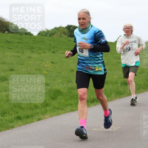 04.05.2025 - 8. Wedeler Halbmarathon Lena Gebhardt http://msf.ph/oto/7835469 04.05.2025 11:27:43 Laufen 88, 971 meine-sportfotos.de