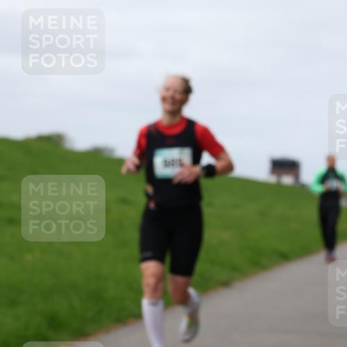 04.05.2025 - 8. Wedeler Halbmarathon Yannick Fuchs http://msf.ph/oto/7835509 04.05.2025 11:44:30 Laufen  meine-sportfotos.de