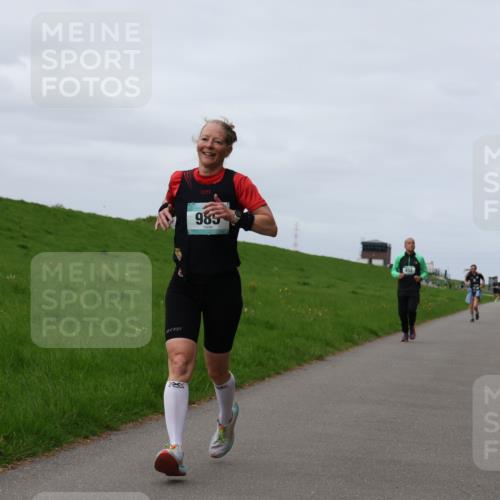 04.05.2025 - 8. Wedeler Halbmarathon Yannick Fuchs http://msf.ph/oto/7835536 04.05.2025 11:44:31 Laufen 985, 432 meine-sportfotos.de