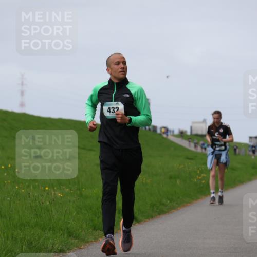 04.05.2025 - 8. Wedeler Halbmarathon Yannick Fuchs http://msf.ph/oto/7835548 04.05.2025 11:44:33 Laufen 432 meine-sportfotos.de