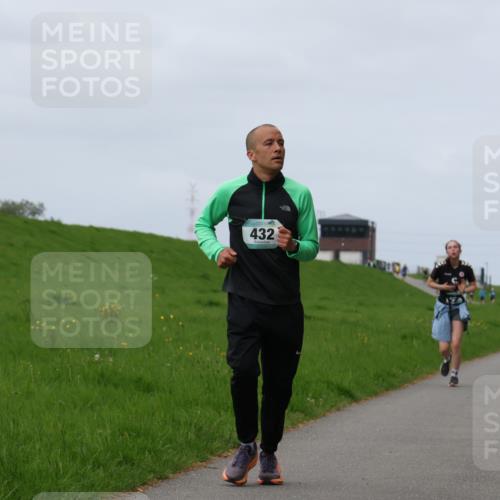 04.05.2025 - 8. Wedeler Halbmarathon Yannick Fuchs http://msf.ph/oto/7835555 04.05.2025 11:44:35 Laufen 432 meine-sportfotos.de