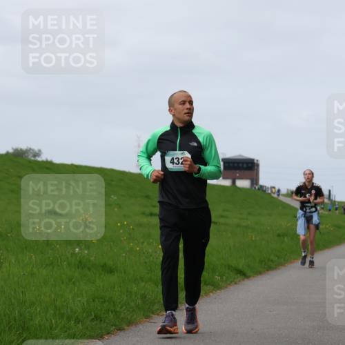 04.05.2025 - 8. Wedeler Halbmarathon Yannick Fuchs http://msf.ph/oto/7835558 04.05.2025 11:44:35 Laufen 432 meine-sportfotos.de